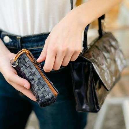 keyholder woven paper black