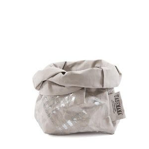holiday print paper bag - silver/grey